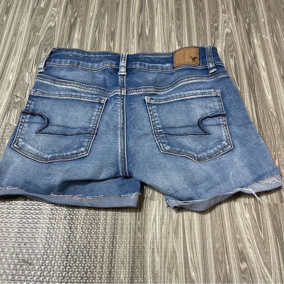 AEO | Midi Shorts - Picture 2 of 4